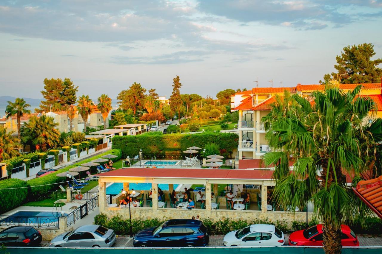 Golden Residence Family Resort Пефкохори Экстерьер фото