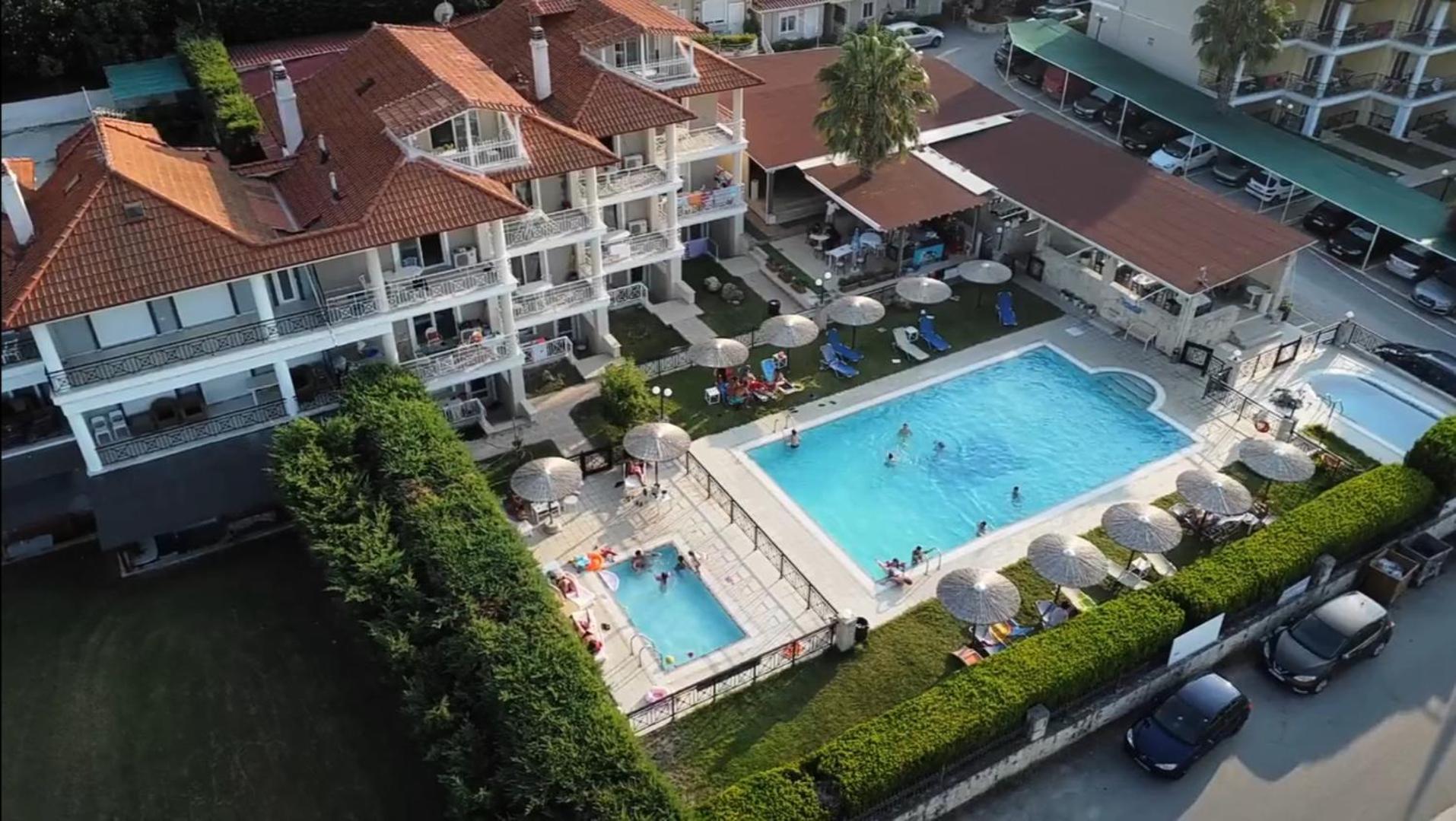 Golden Residence Family Resort Пефкохори Экстерьер фото