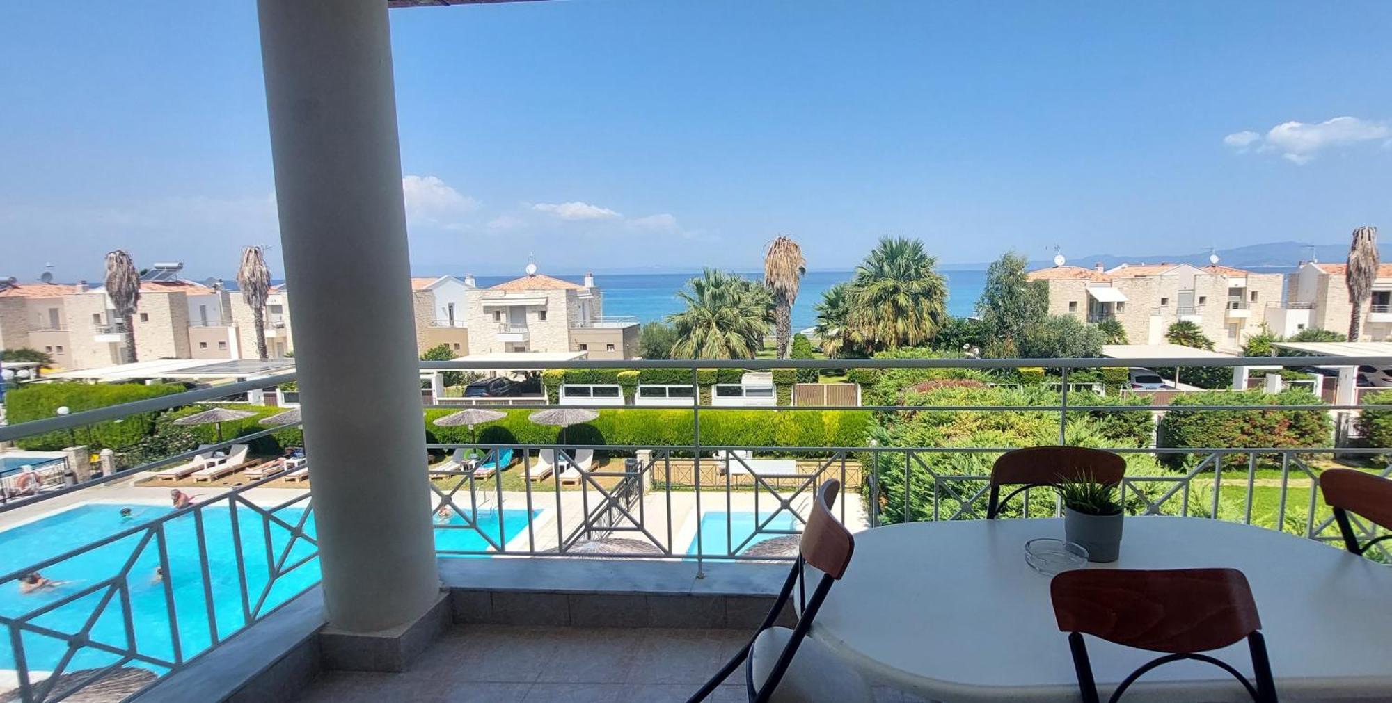 Golden Residence Family Resort Пефкохори Экстерьер фото